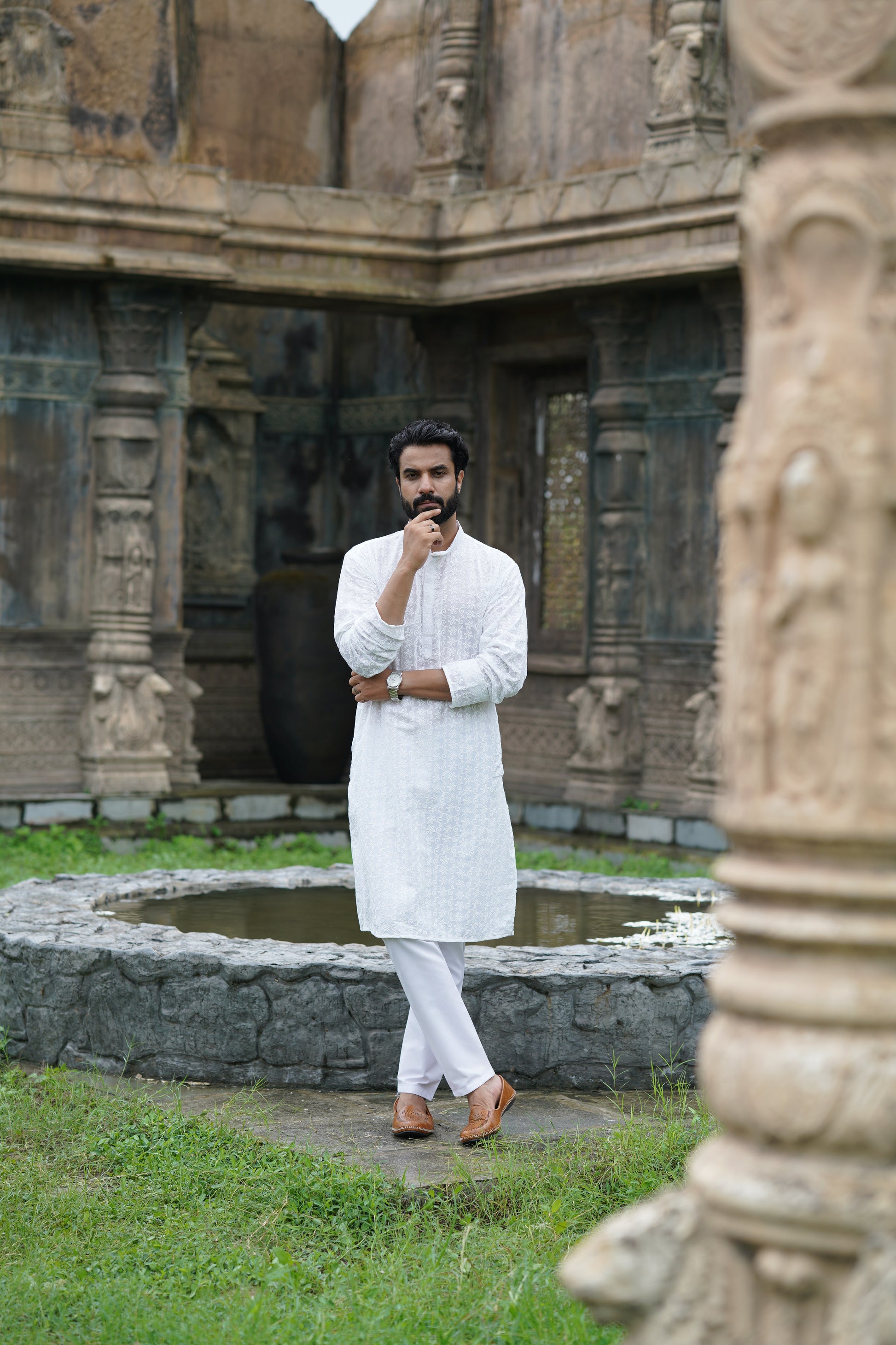 Classic White Chikankari Floral Embroidered Kurta Set