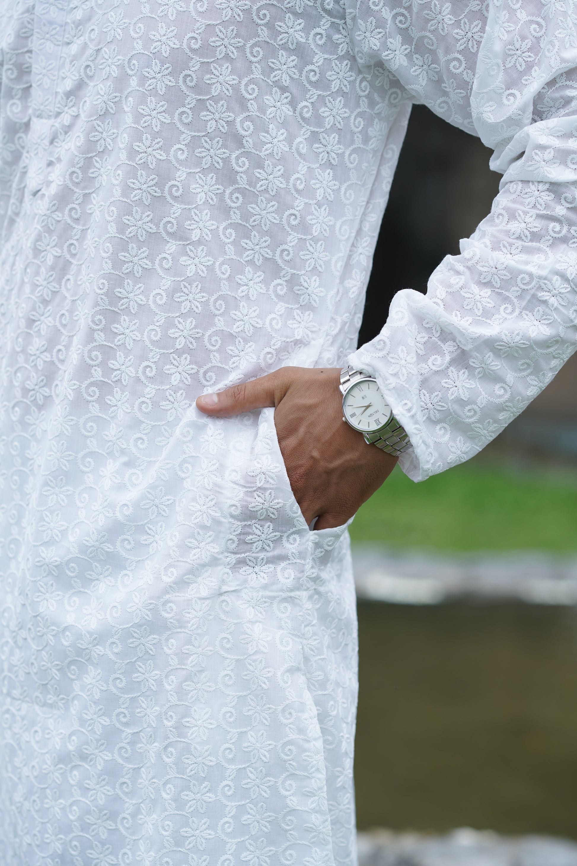 Classic White Chikankari Floral Embroidered Kurta Set