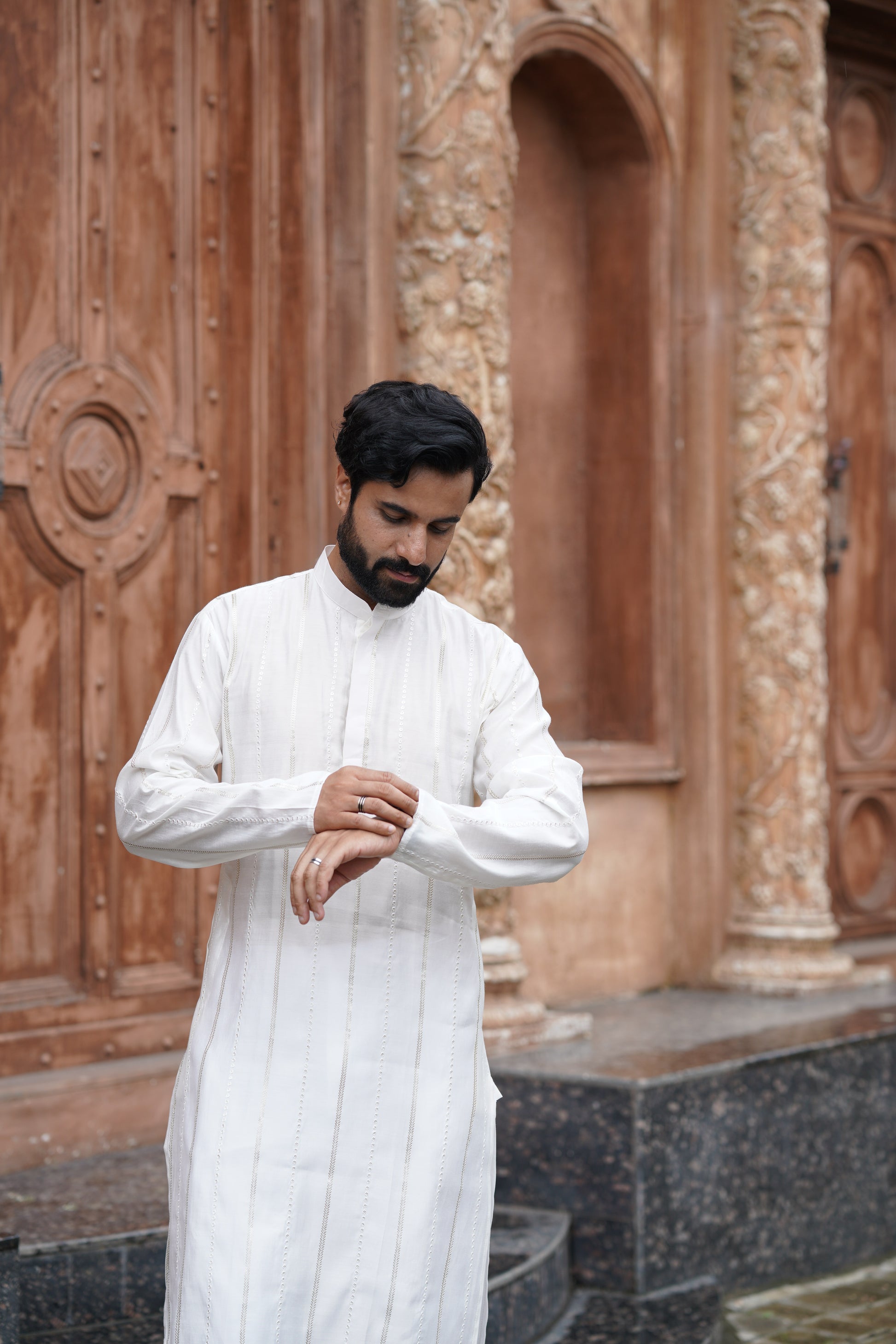 White Vertical Sequin Embroidered Men's Kurta Set in Silk Blend