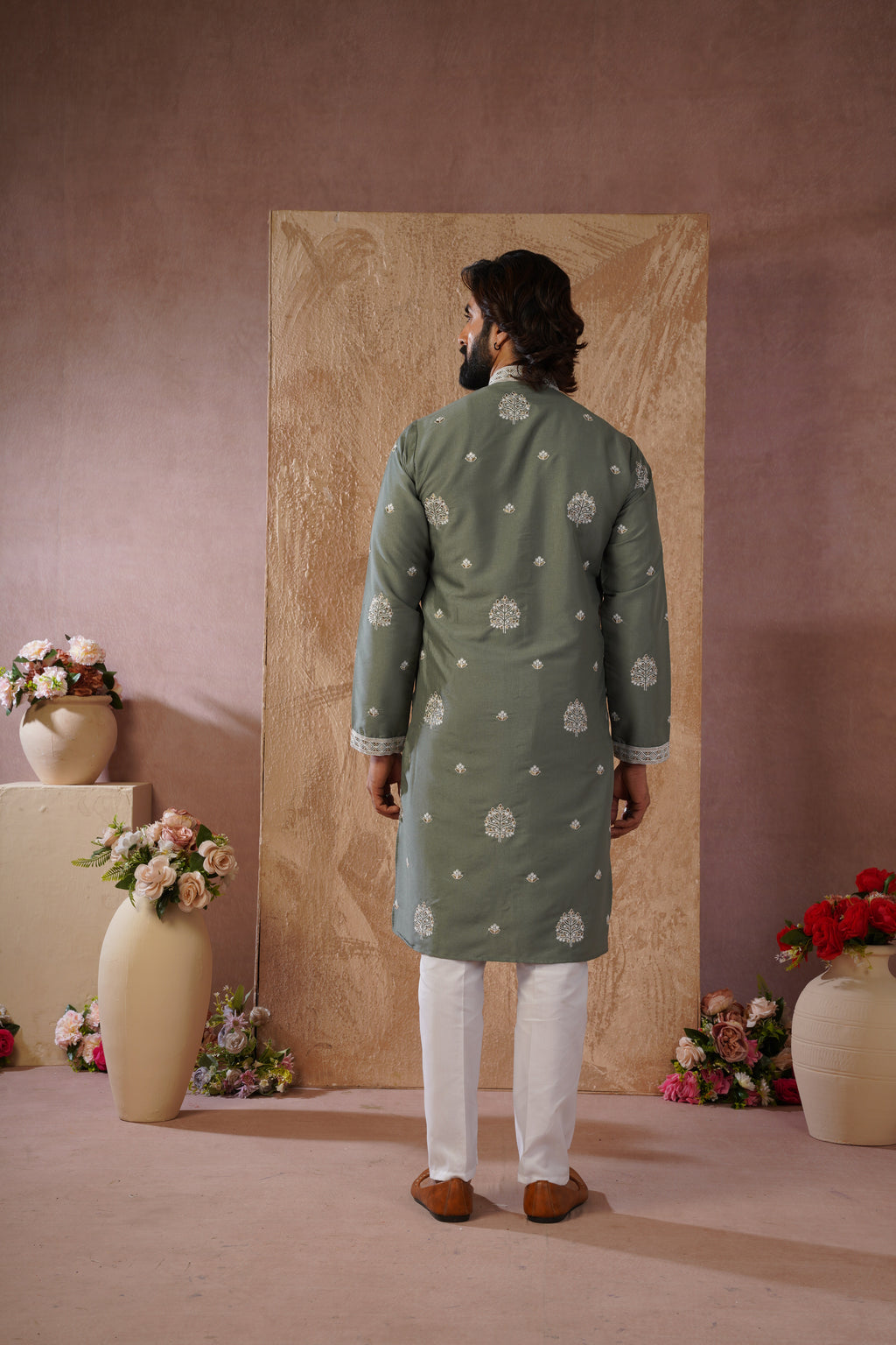 Majestic green Orchid Embroidered Kurta set