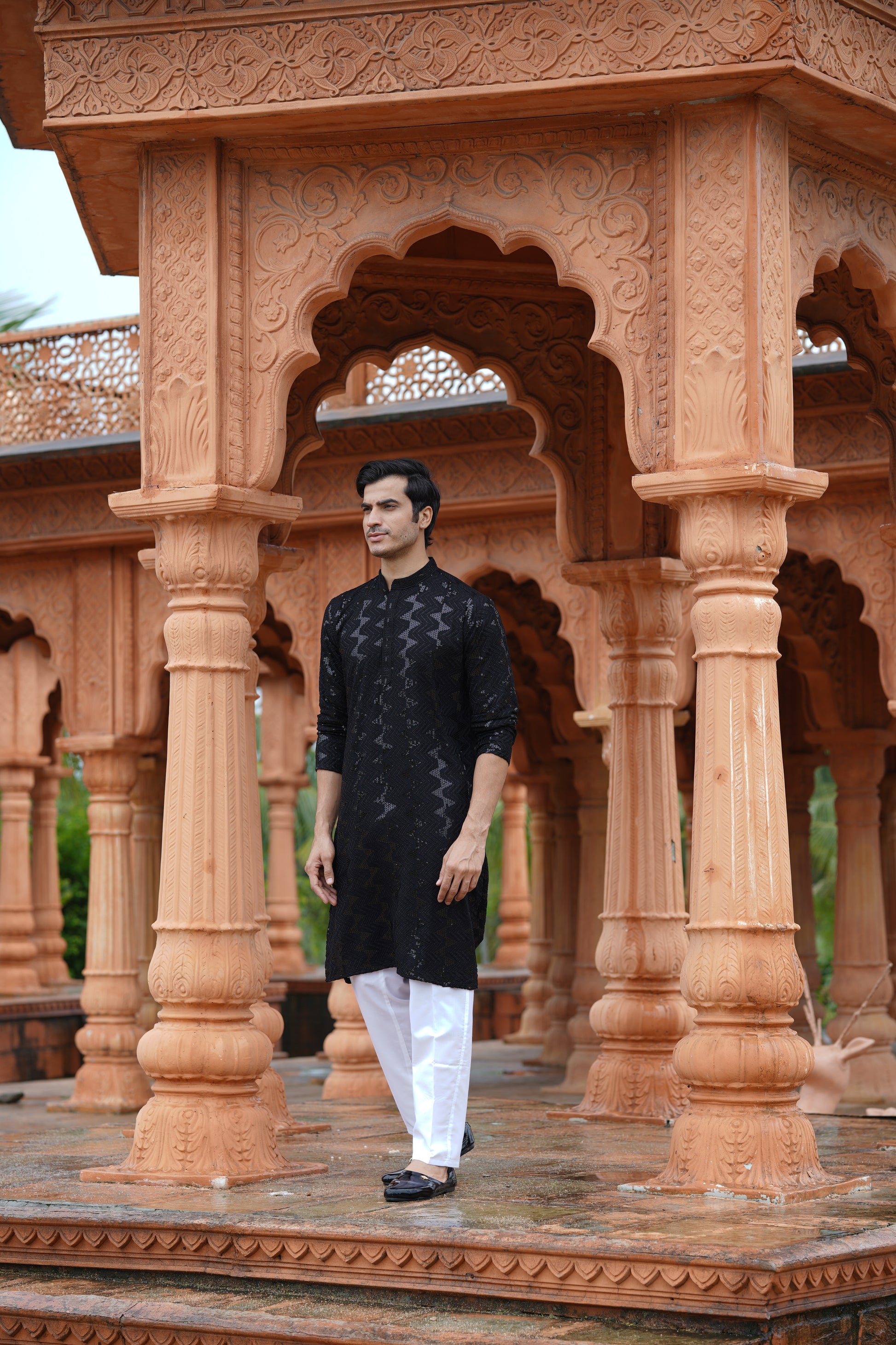 Men's Black Sequin Embellished Kurta