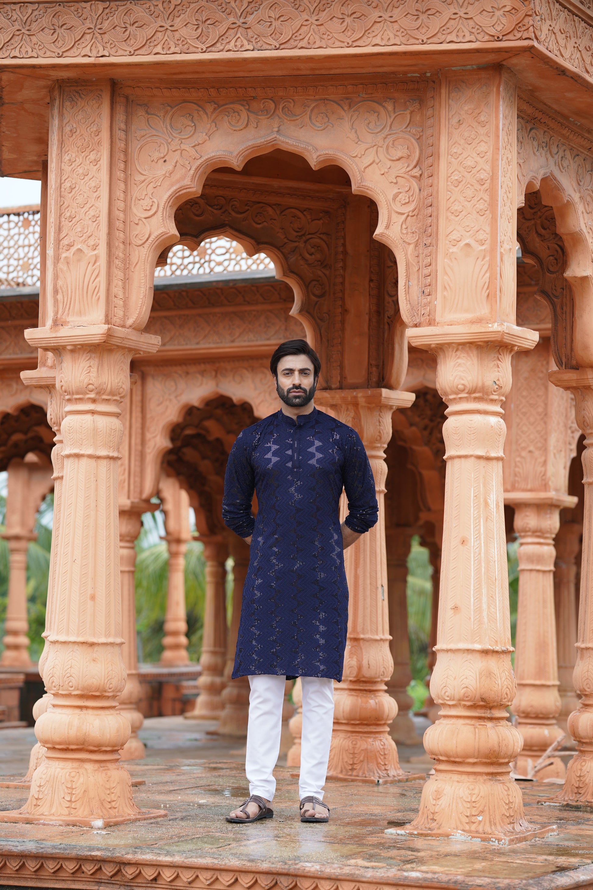 Men's Navy Blue Sequin Embellished Kurta