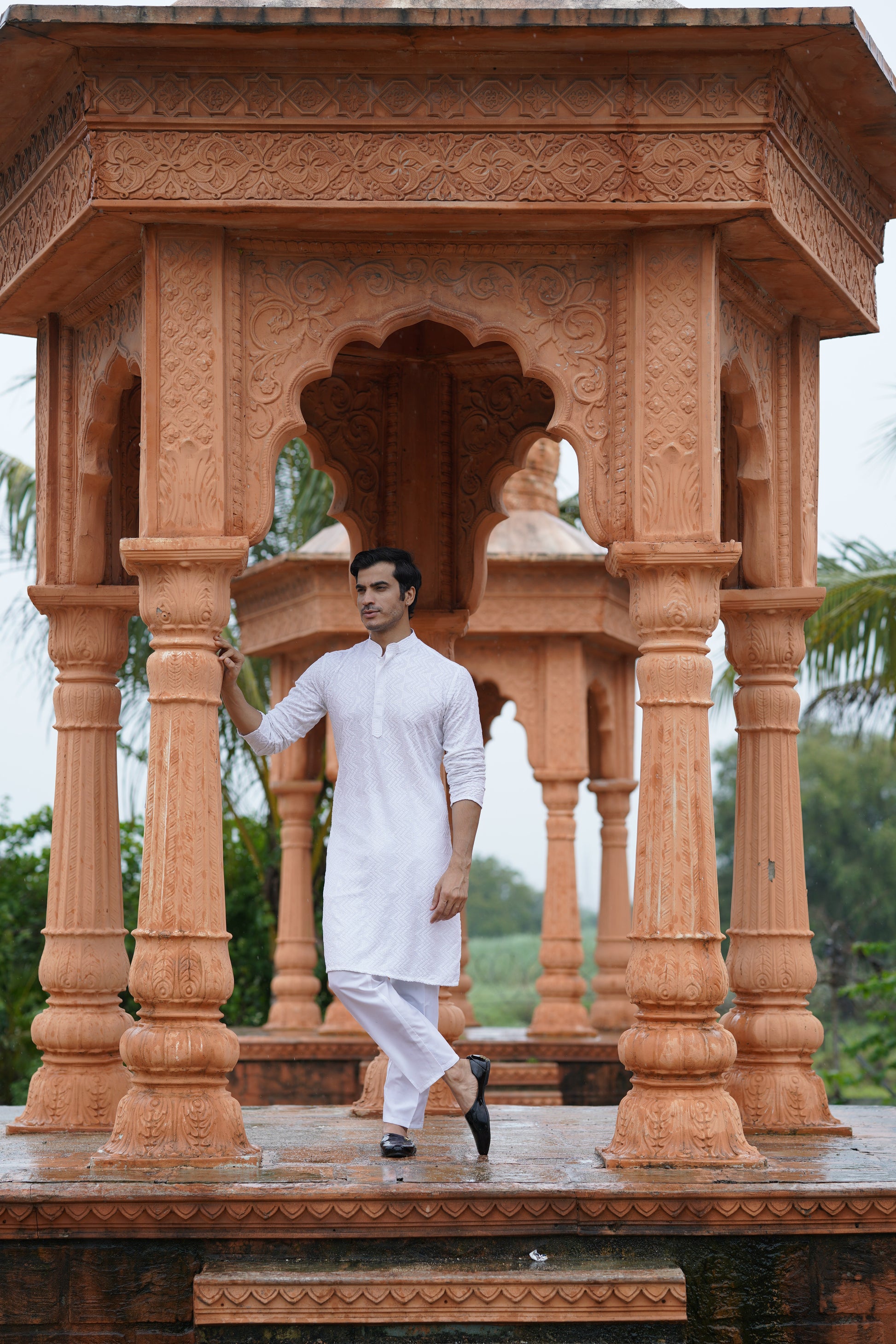 Men's White Sequin Embellished Kurta