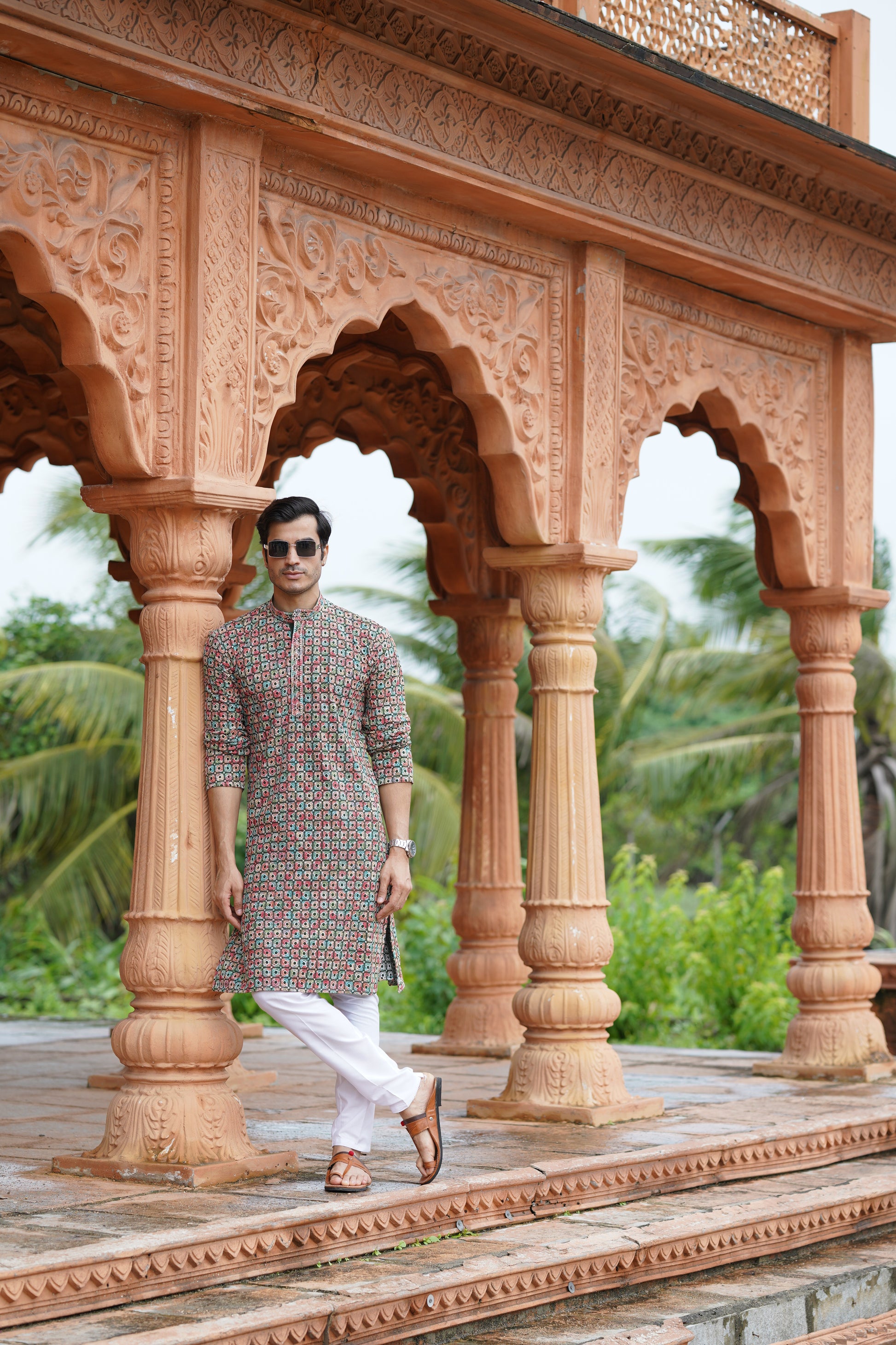 Green Men’s Grid Print Chikankari Embroidered Kurta