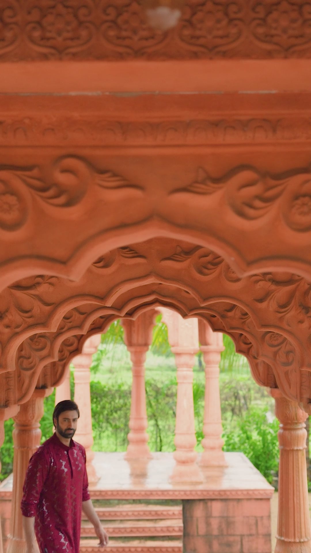 Men's Maroon Sequin Embellished Kurta