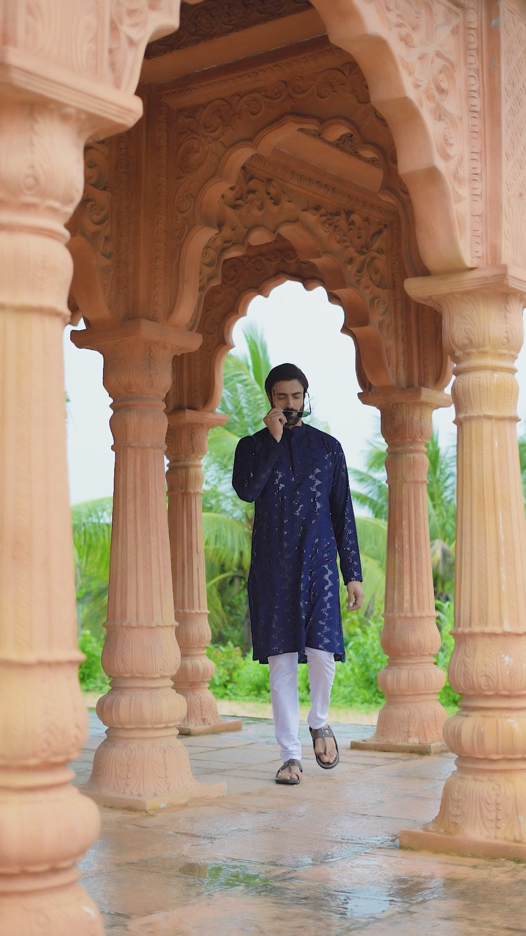 Men's Navy Blue Sequin Embellished Kurta