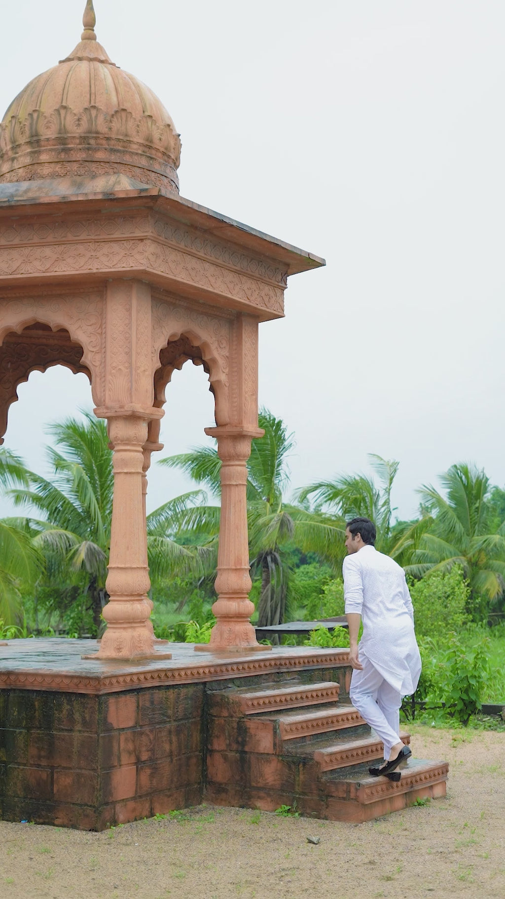 Men's White Sequin Embellished Kurta